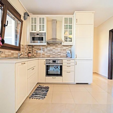 Luxury And Sunny Apartment 250 Mts From The Beach!! Peraía Exterior foto